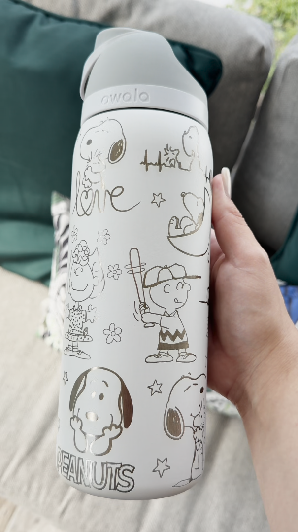 Peanuts  32oz FreeSip  Water Bottle