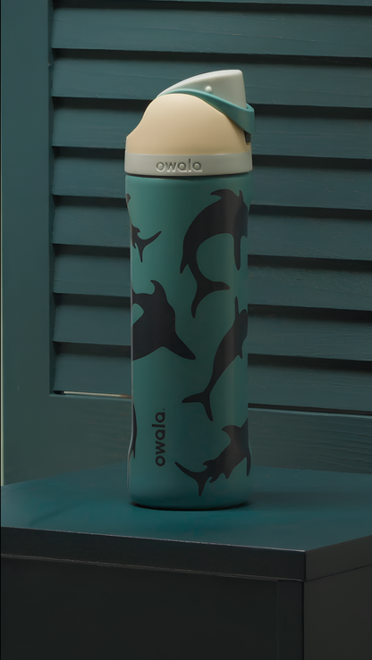 Owala Fin Frenzy 24oz FreeSip Bottle
